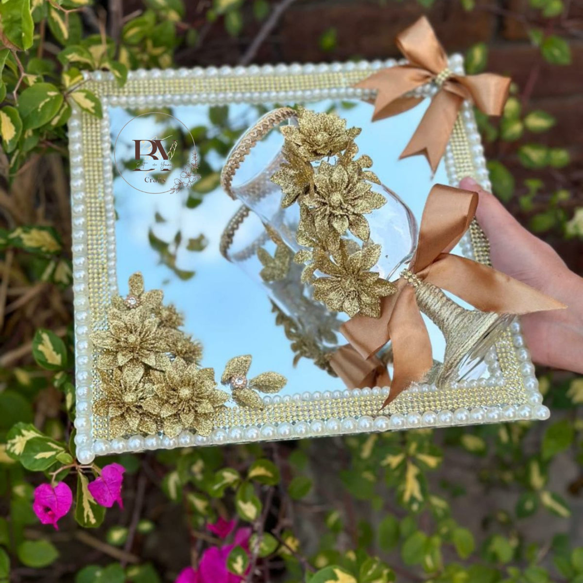 DOODHPILAI GLASS WITH TRAY